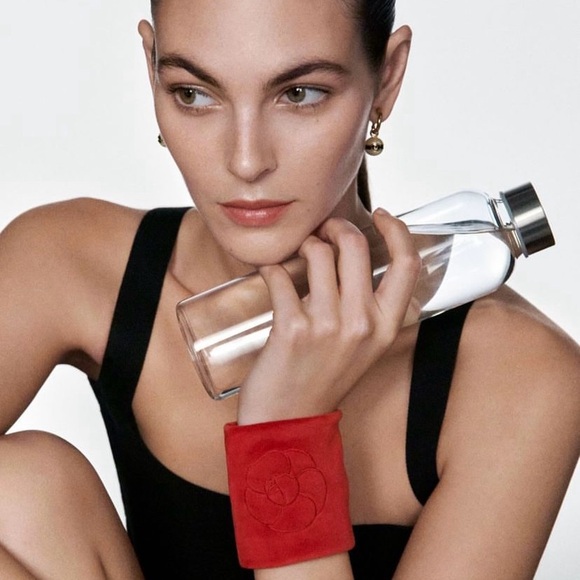 Chanel Sublimage radiance priming moisturizer - Picture 16 of 16